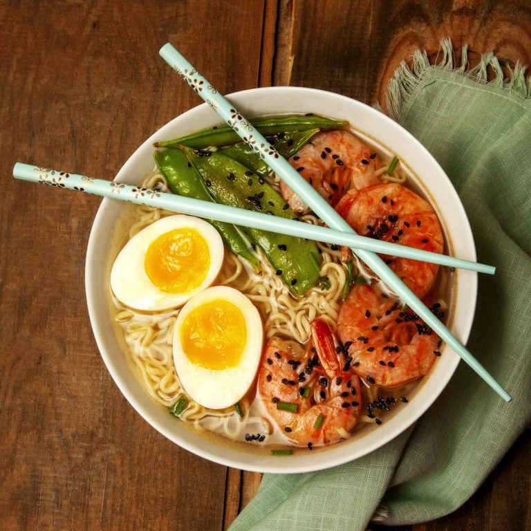 Văn Hóa Ramyeon Hàn Quốc: ‘Cơn Sốt’ Mì Gói Đã Chinh Phục Cả Thế Giới Như Thế Nào? 7 Hương Vị Nhất Định Phải Thử!