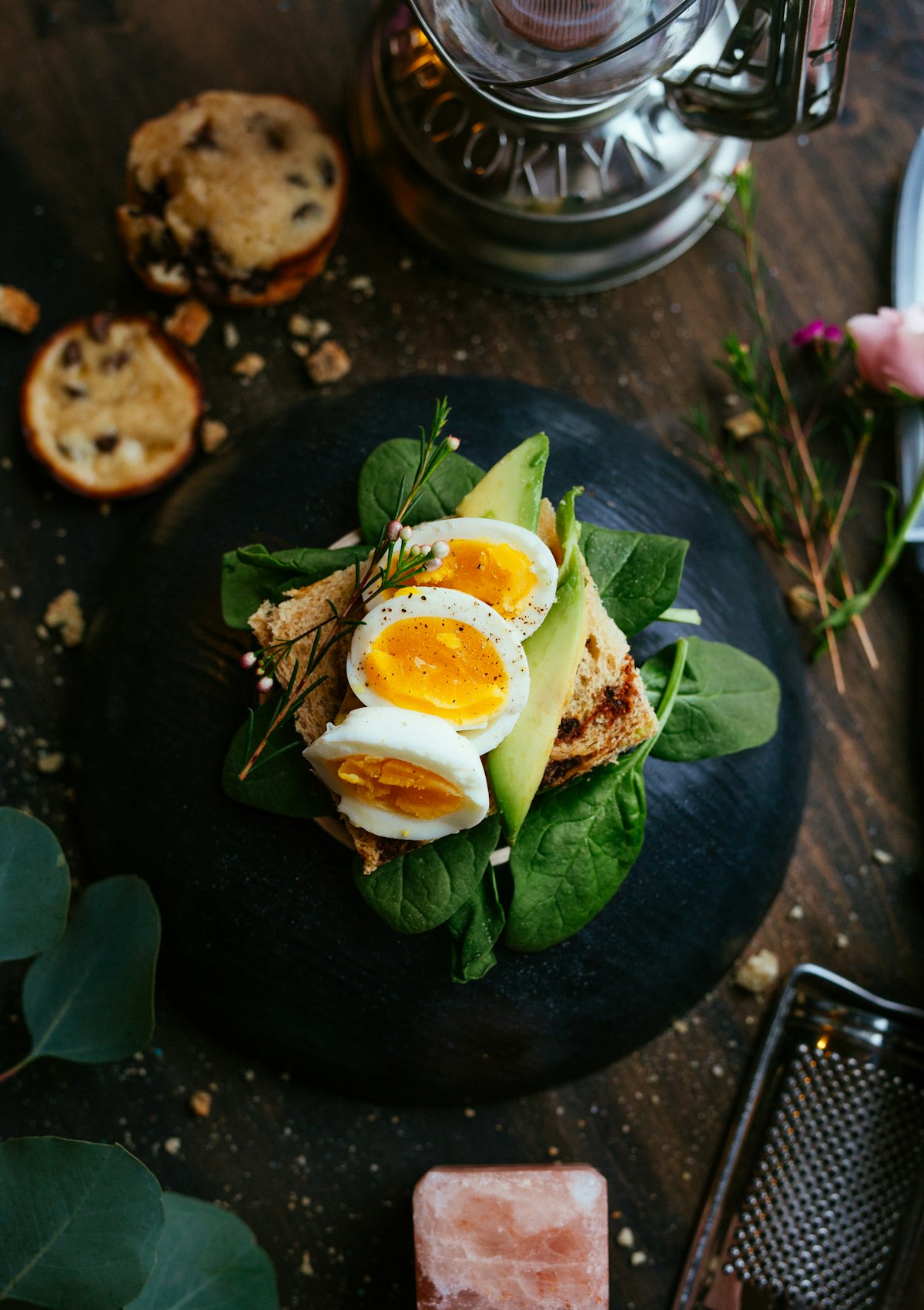 Bibimbap – ‘Quốc Hồn’ Ẩm Thực Hàn Quốc Có Gì Mà Khiến Cả Thế Giới Phát Cuồng? 7 Biến Tấu ‘Đỉnh Chóp’ Nhất Định Phải Thử!