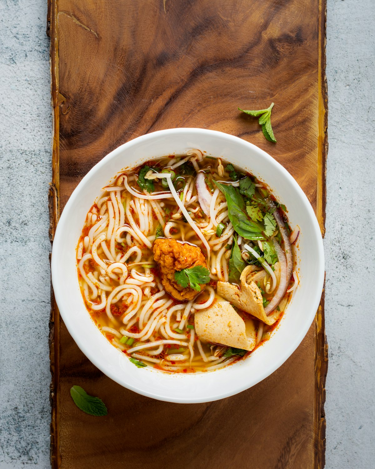 Japchae – ‘Linh Hồn’ Ẩm Thực Hàn Quốc: 7 Bí Mật Về Món Miến Xào Khiến Cả Thế Giới ‘Phát Cuồng’!
