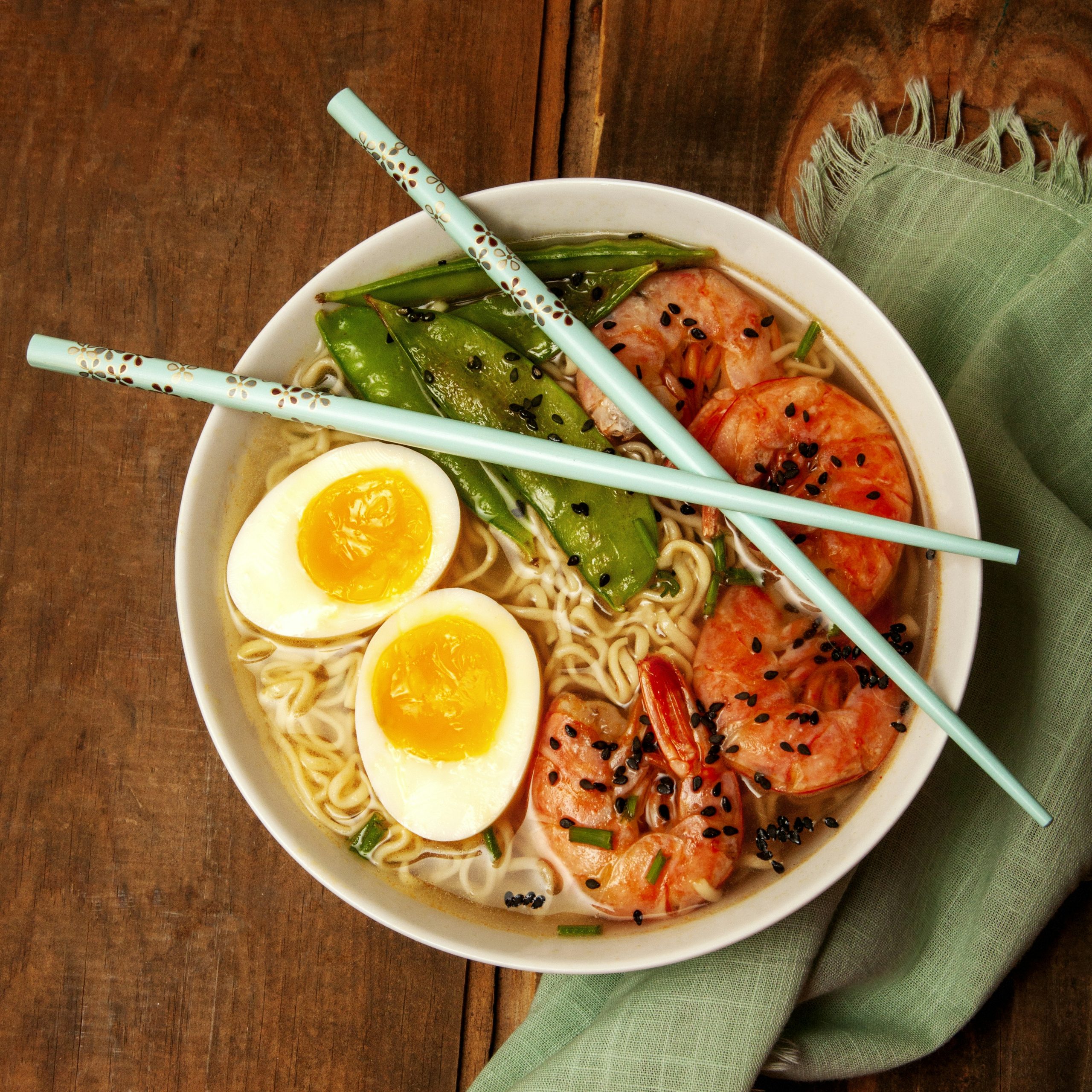 Mì Tương Đen Jjajangmyeon (짜장면) – Món Ăn Quốc Dân Hàn Quốc Có Gì Mà Khiến Ai Cũng Mê Mẩn?