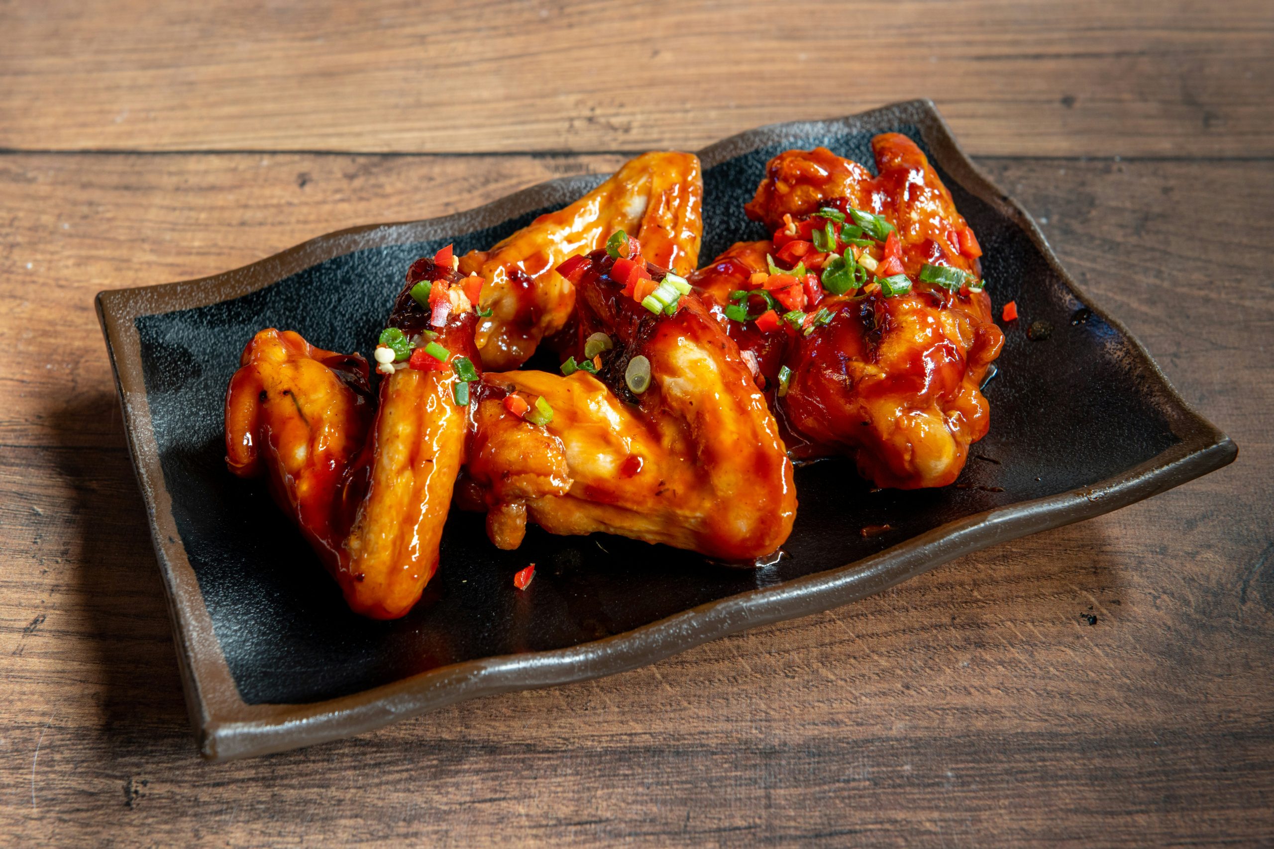 Gà Rán Sốt Cay Hàn Quốc (Yangnyeom Chicken) – Bí Quyết Giòn Rụm Chuẩn Vị Tại Nhà
