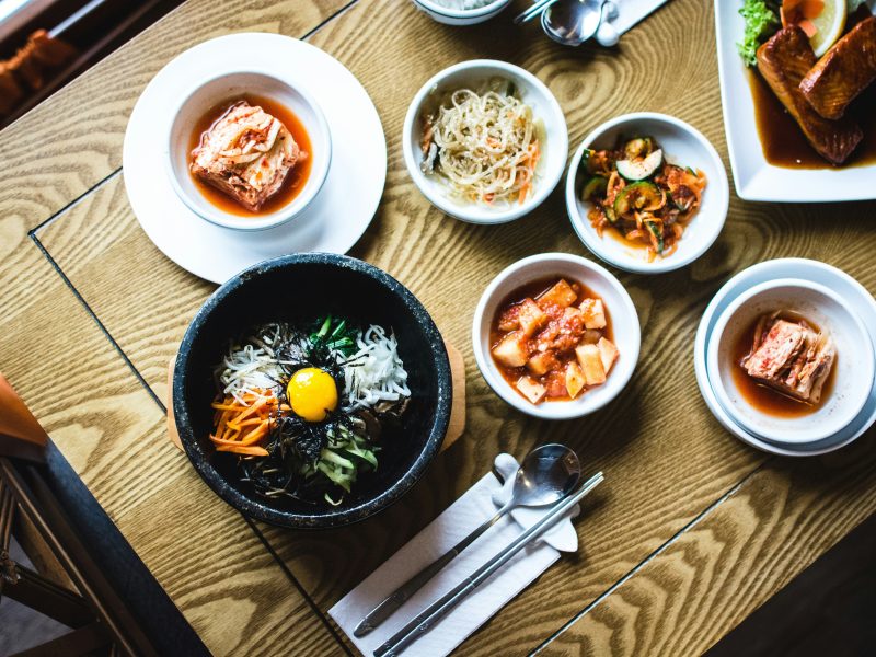 Japchae (잡채) – Bí Quyết Làm Miến Trộn Hàn Quốc Dai Ngon, Đậm Đà Chuẩn Vị Tại Nhà
